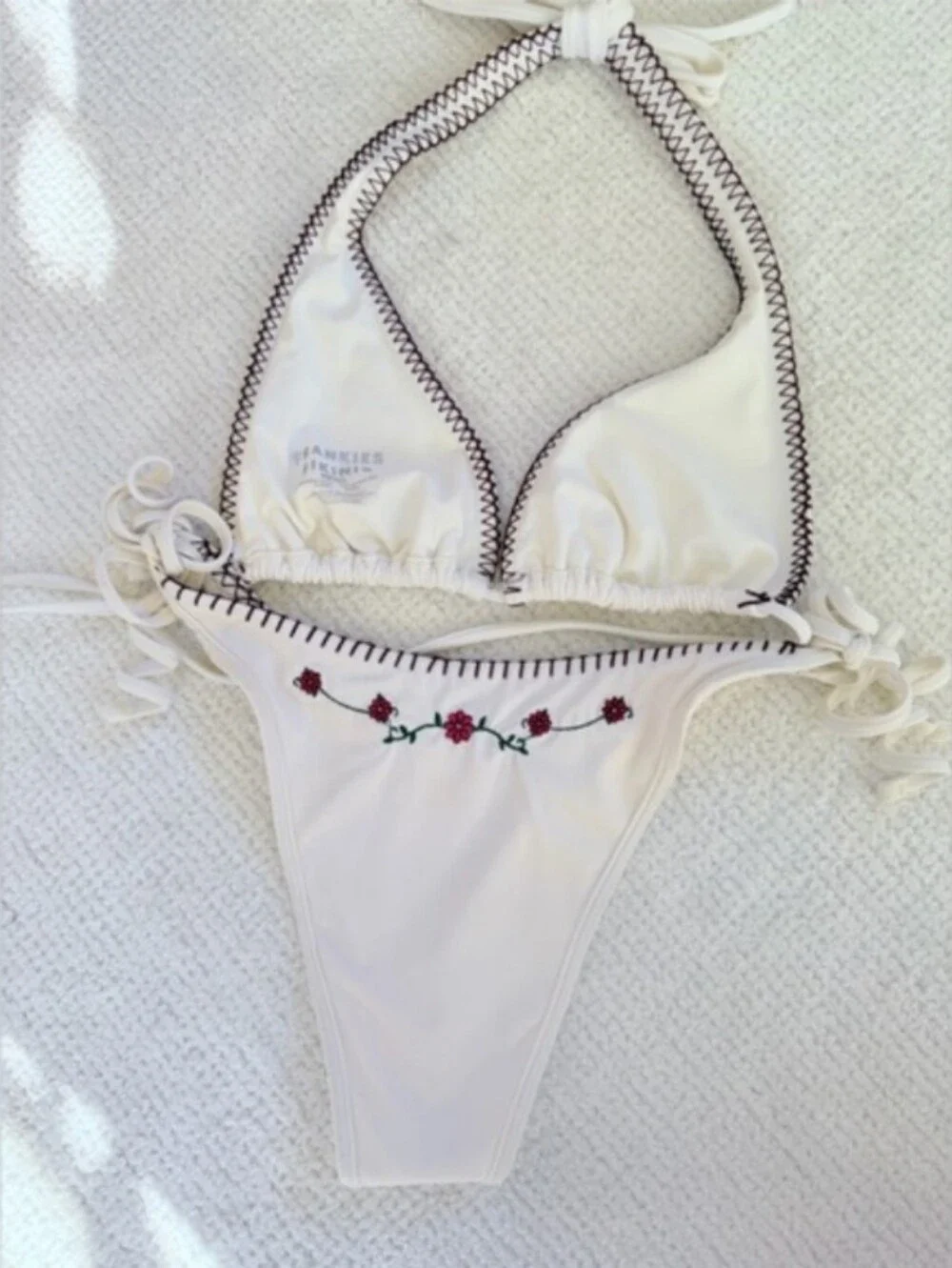 Frankies Bikinis unworn no
